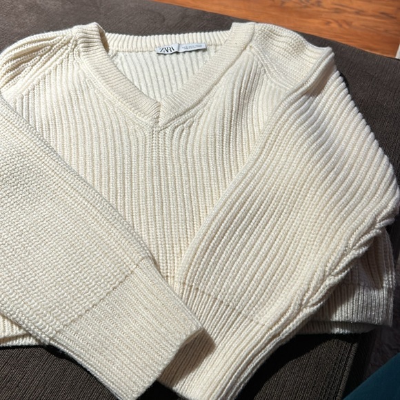 Zara sweater size M. Very good condition. Off white - Picture 4 of 6